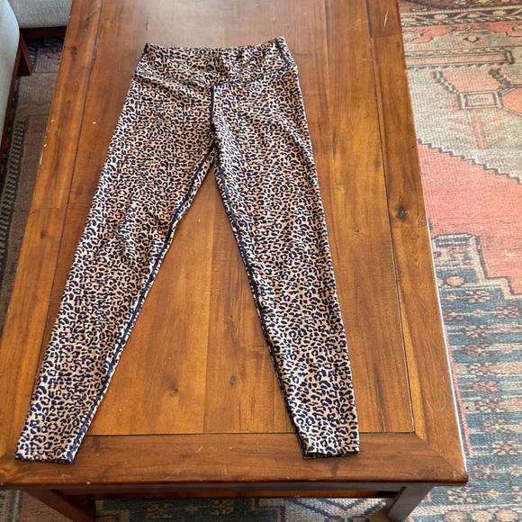 Leopard / Cheetah Print Spandex / Leggings - Picture 3 of 7